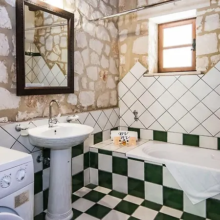 Hotell Boschetto Village Agios Leon