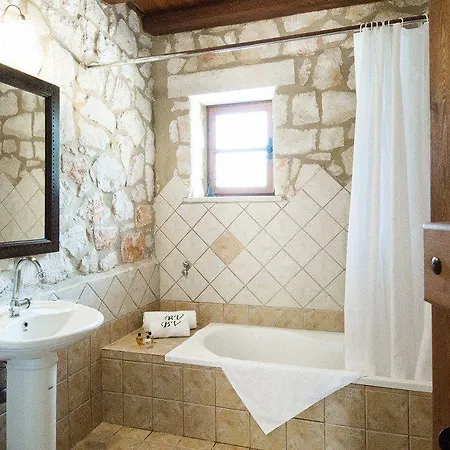 Hotell Boschetto Village Agios Leon